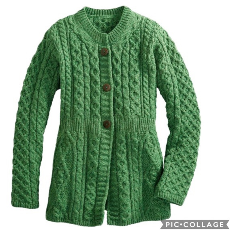 Carraigdonn Ireland 100% Merino Wool Cardigan